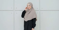 20+ Gamis Linen Wanita yang Cocok untuk Outfit Kuliah